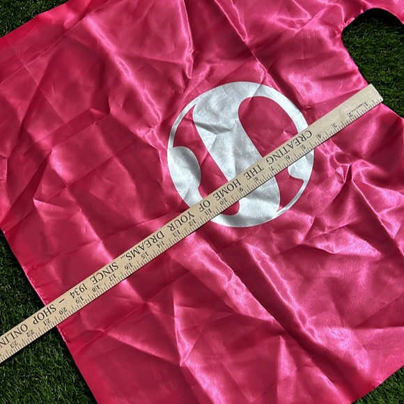 Reversible Super Hero Cale - Picture 6 of 6